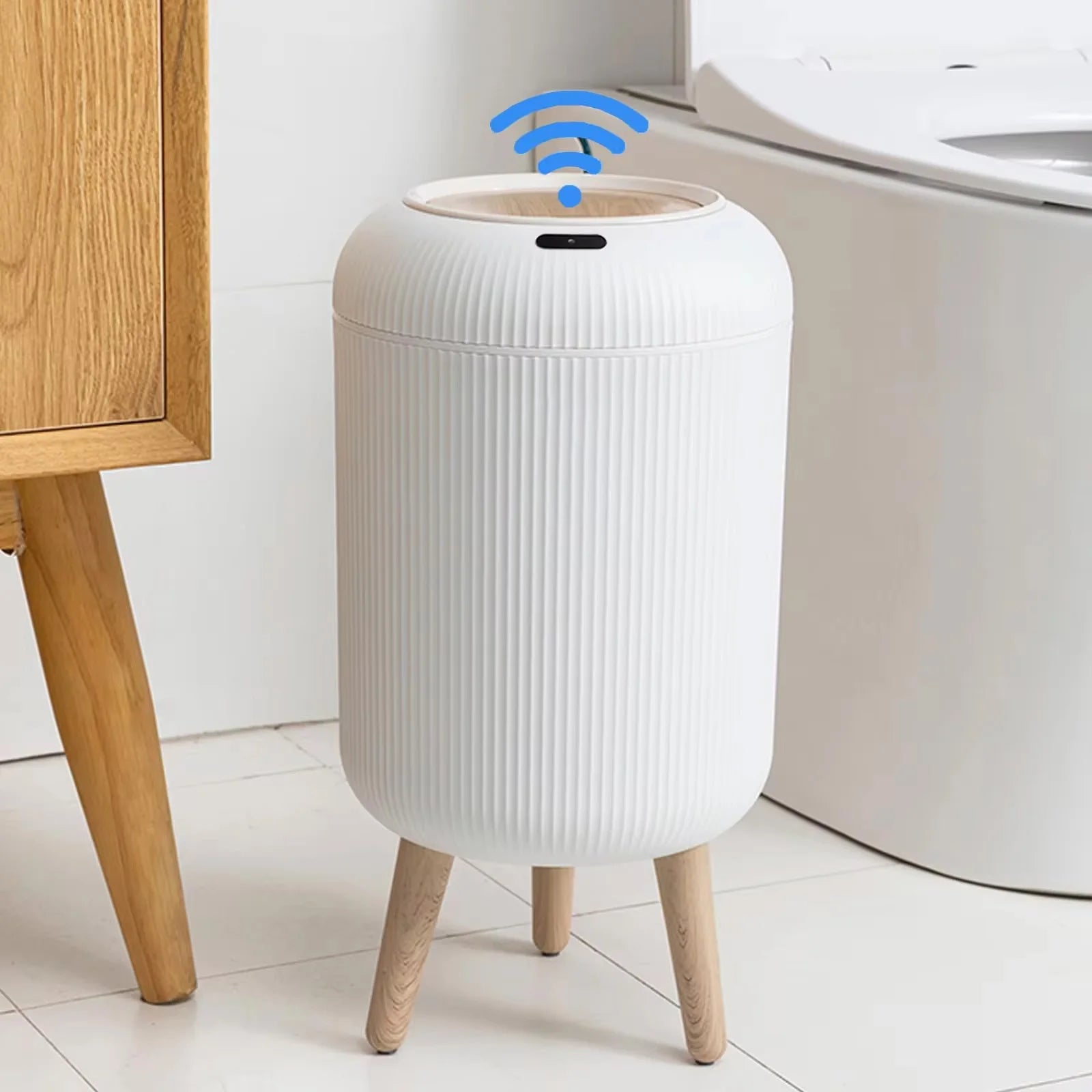 SmartSense™ Automatic Motion‑Sensor Trash Can — 8 L Plastic, Lid‑Closing for Home & Office